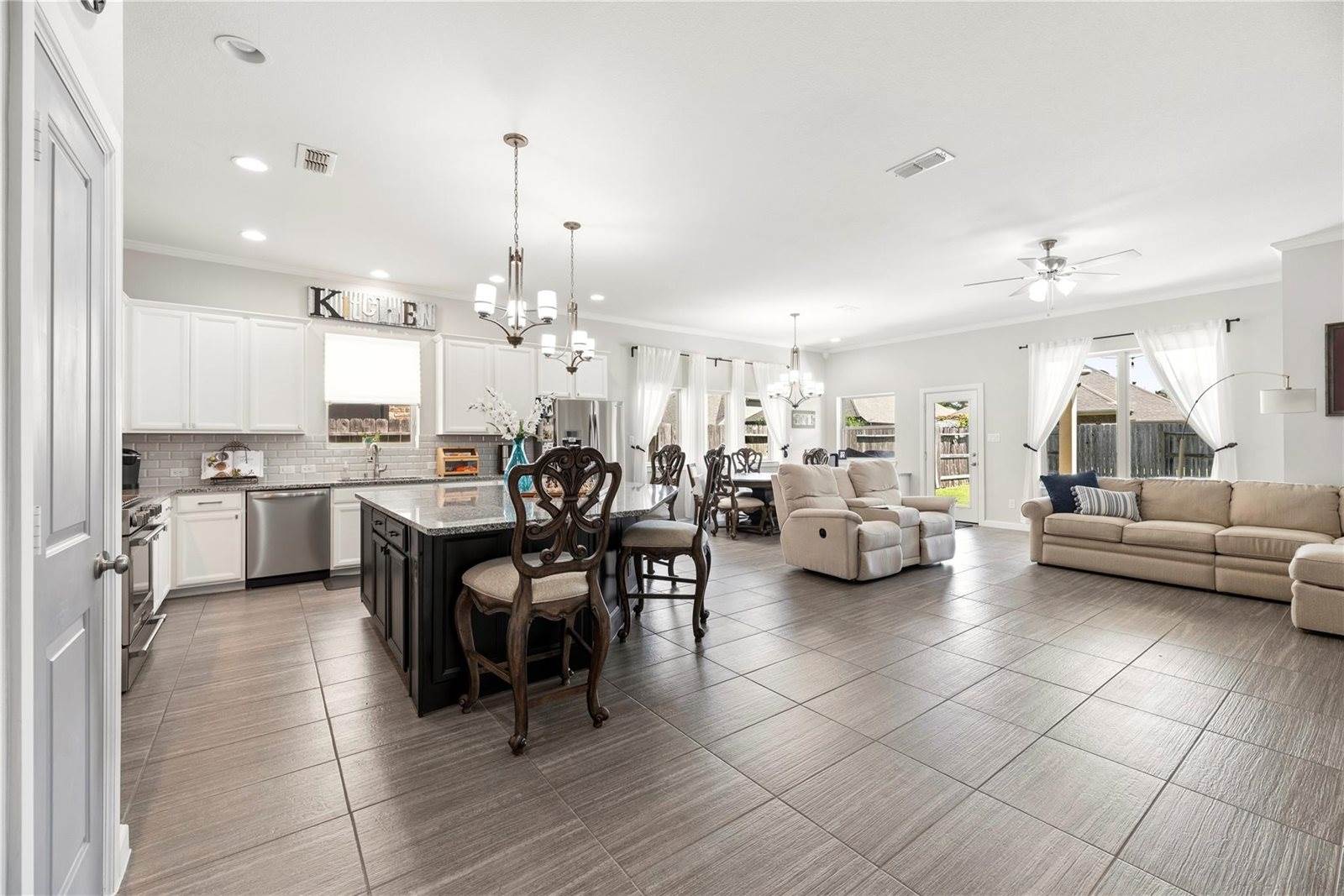 9510 Jayci Hills Lane, Cypress, TX 77433
