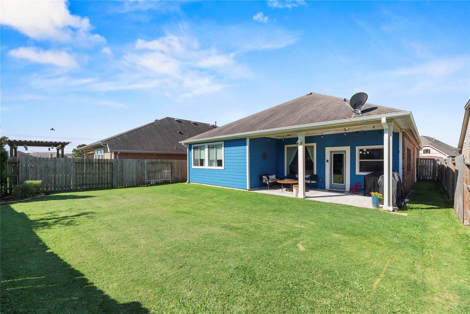 9510 Jayci Hills Lane, Cypress, TX 77433
