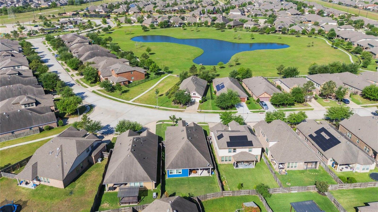 9510 Jayci Hills Lane, Cypress, TX 77433
