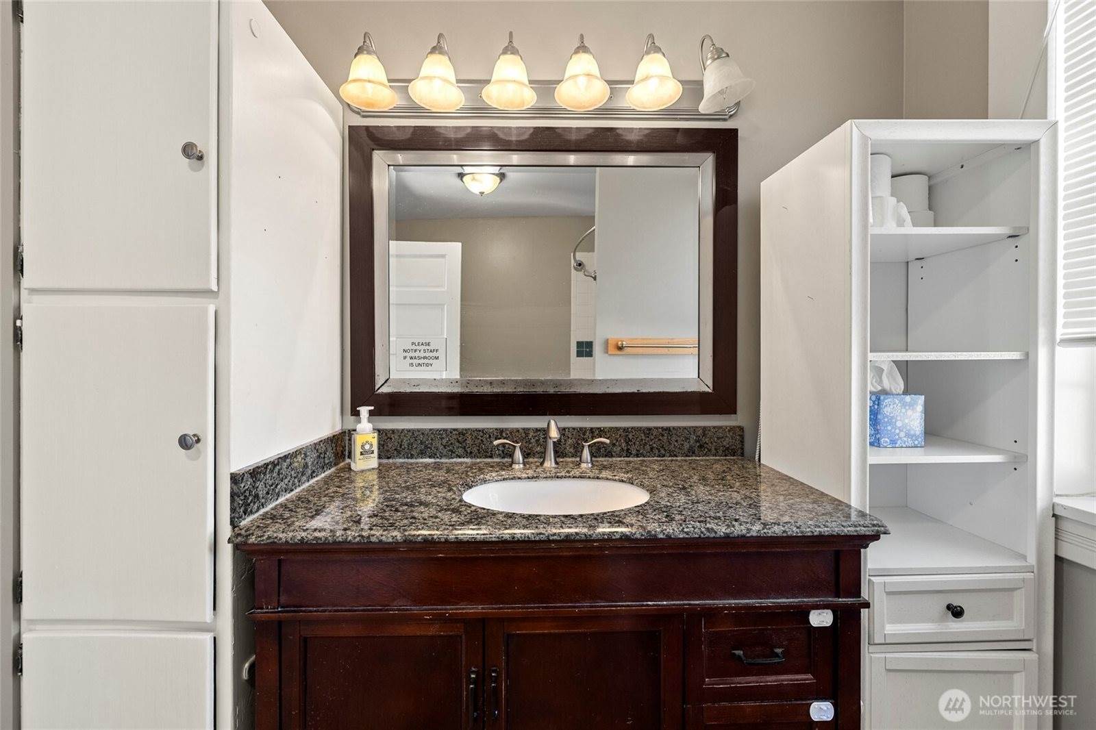 625 East Hazel Avenue, Burlington, WA 98233