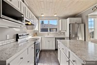 625 East Hazel Avenue, Burlington, WA 98233
