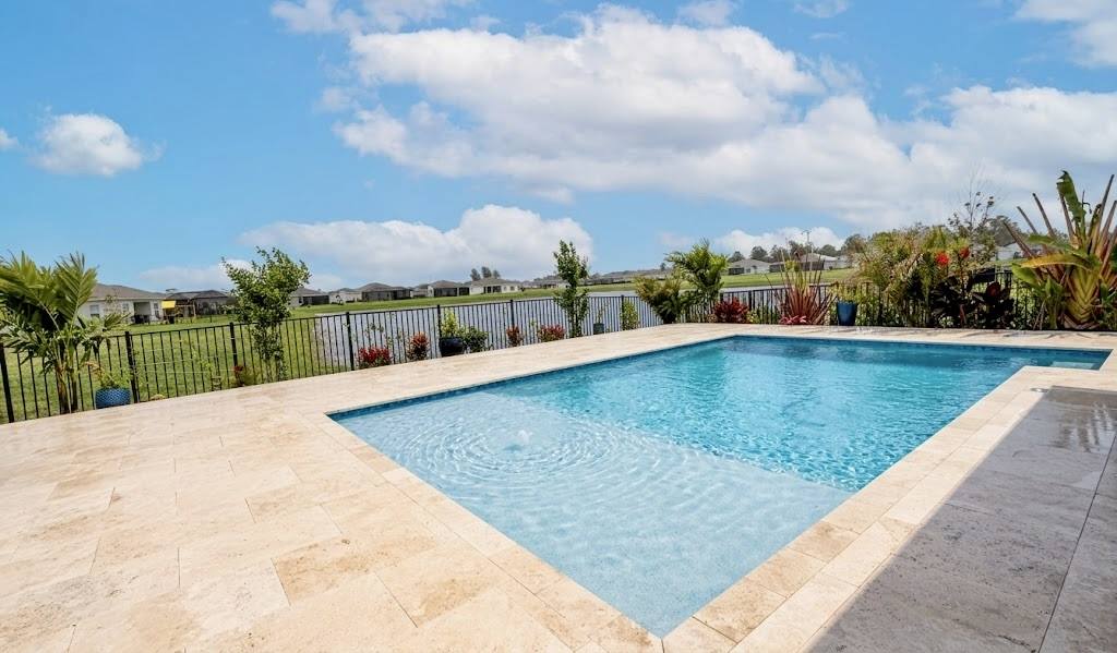 4345 Lago Circle, Vero Beach, FL 32967