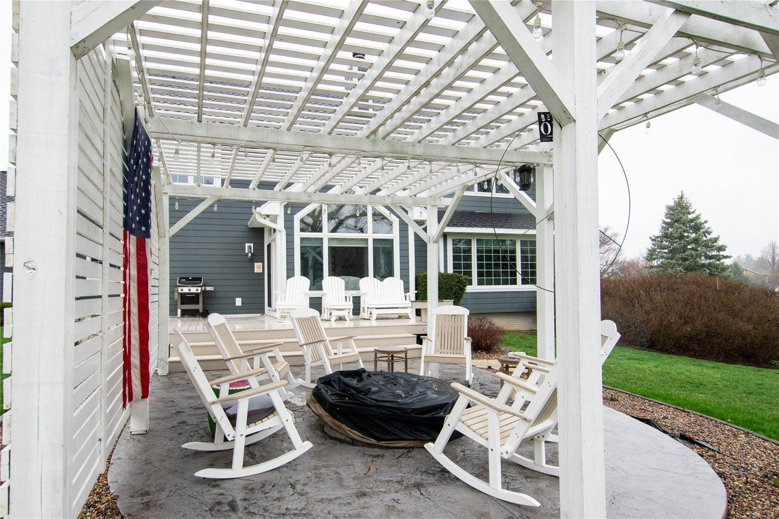 3501 Southern Woods Drive, Des Moines, IA 50321