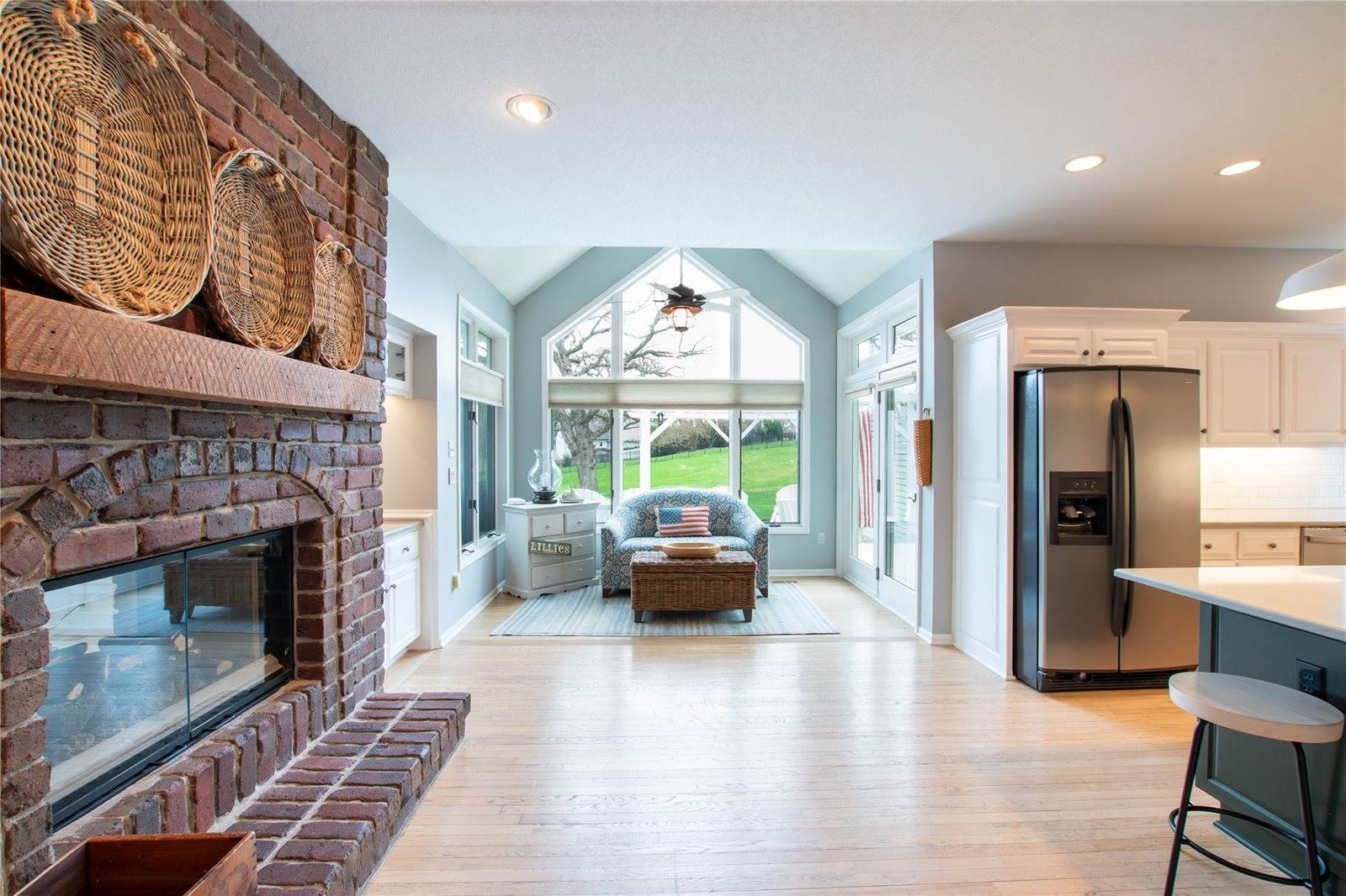 3501 Southern Woods Drive, Des Moines, IA 50321