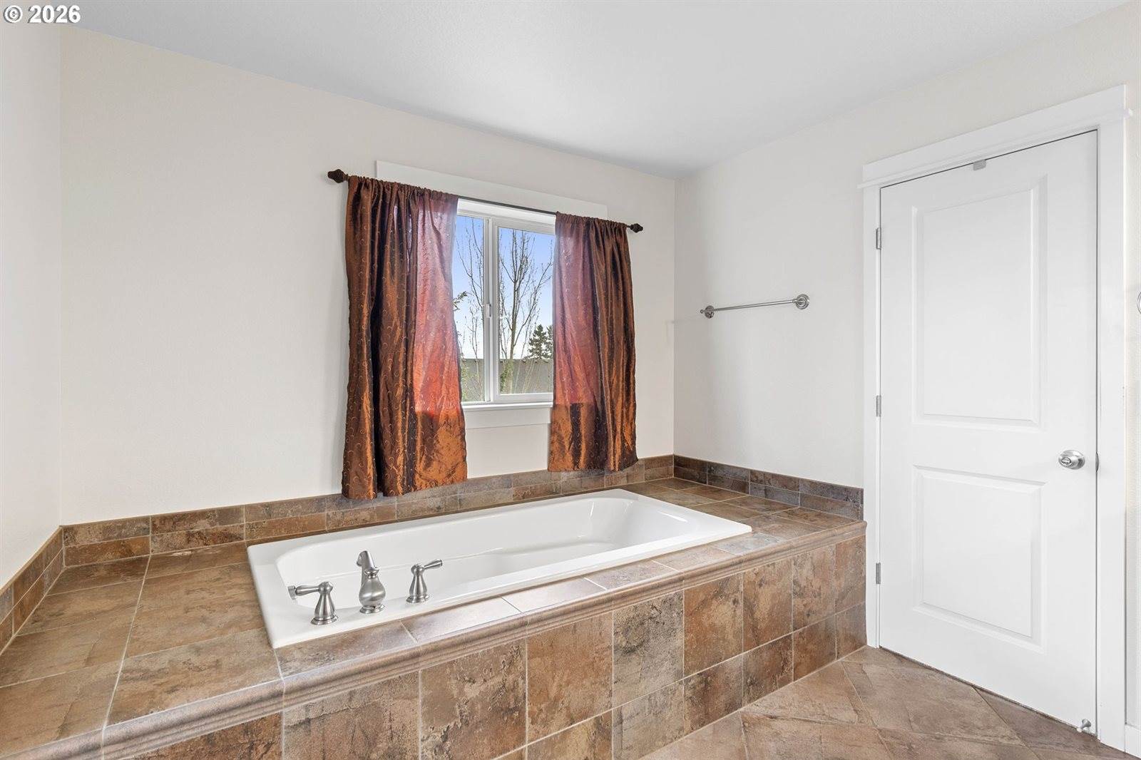 14822 SE Natalya St, Happy Valley, OR 97086