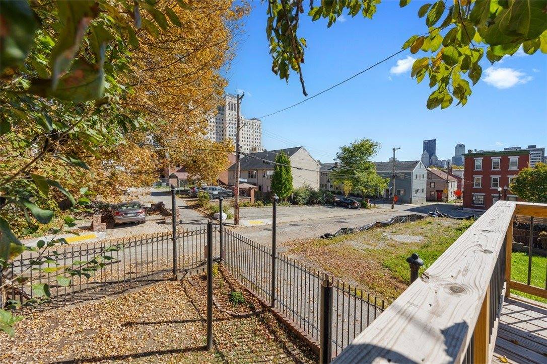 1312 Boyle St, Central North Side, PA 15212
