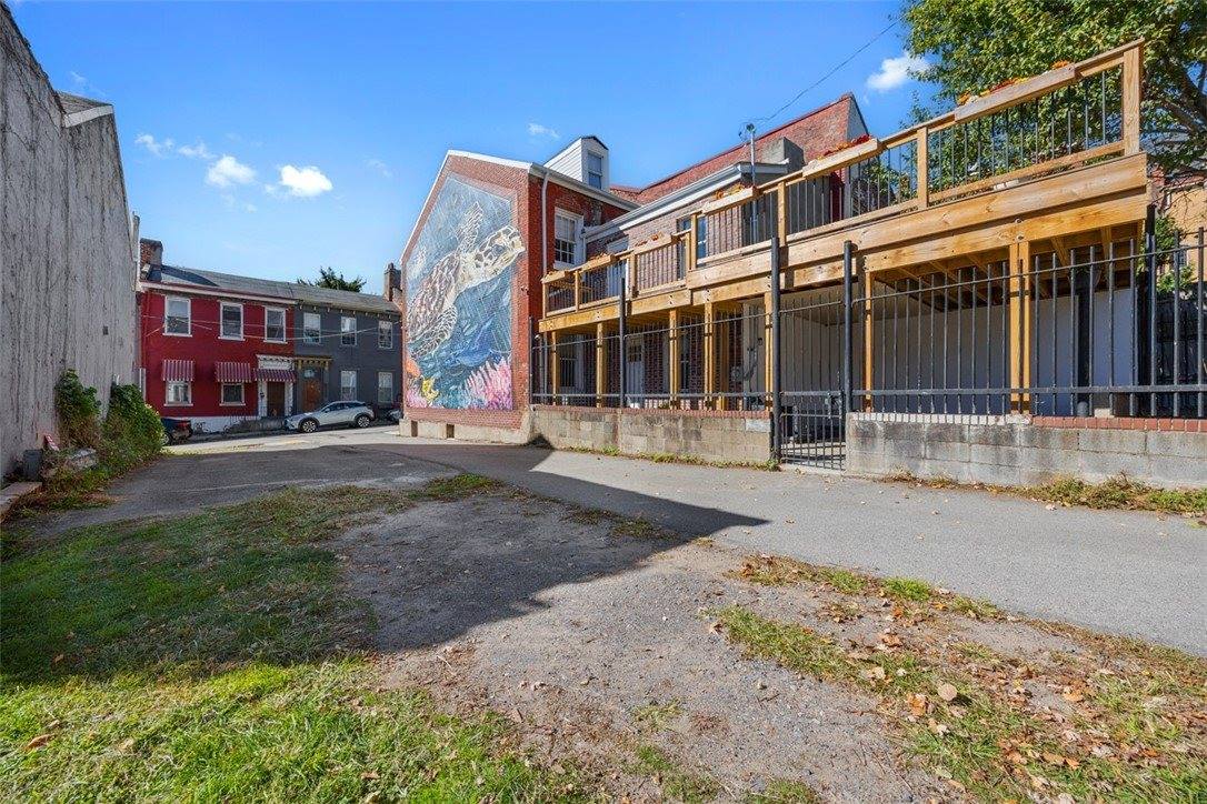 1312 Boyle St, Central North Side, PA 15212