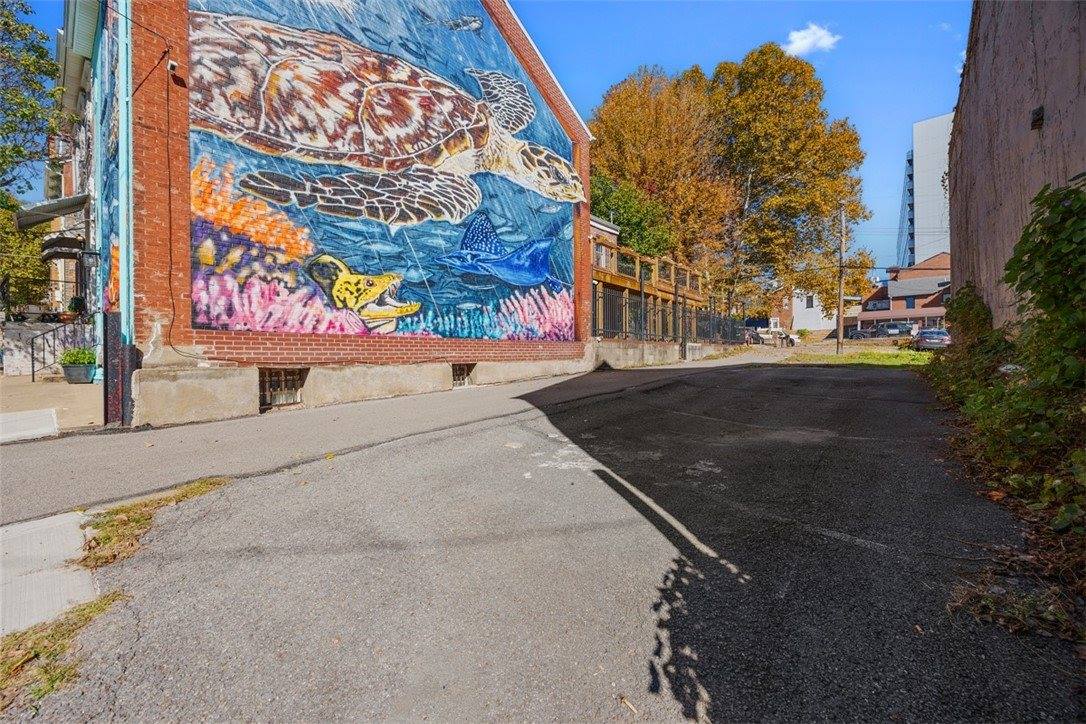 1312 Boyle St, Central North Side, PA 15212
