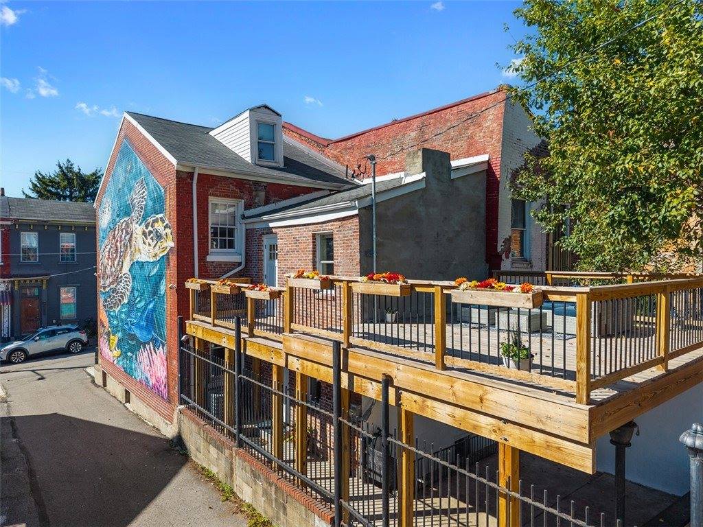 1312 Boyle St, Central North Side, PA 15212