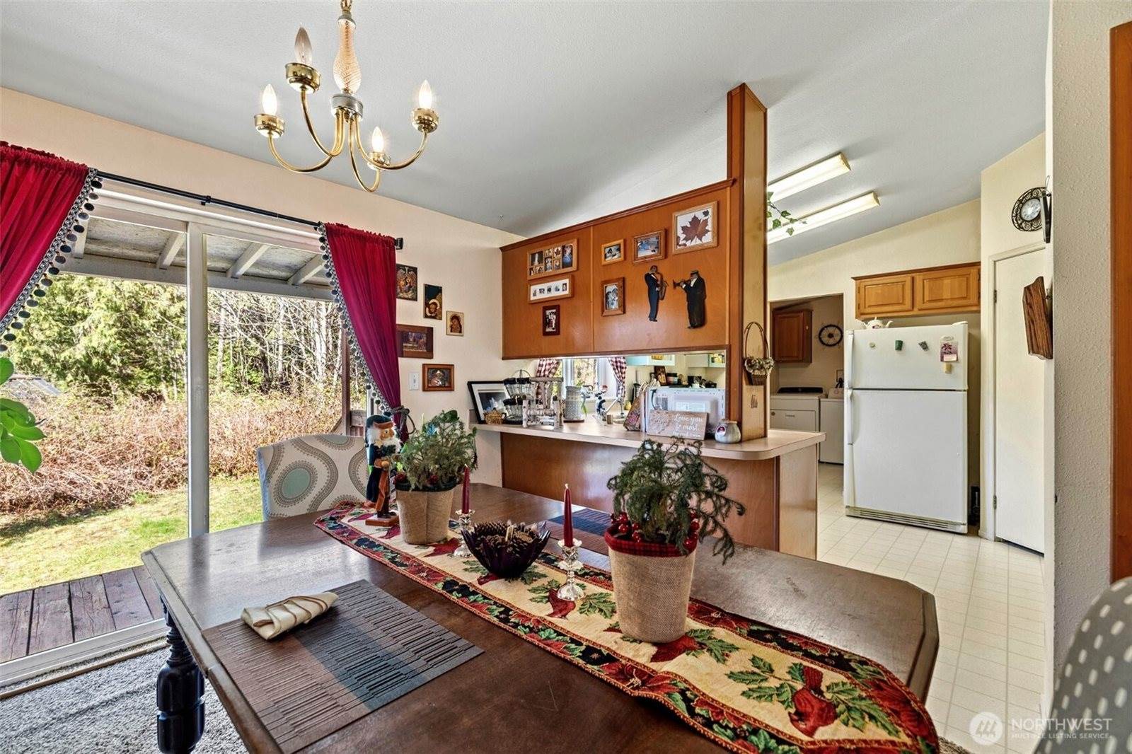 42041 Cedar Street, Concrete, WA 98237