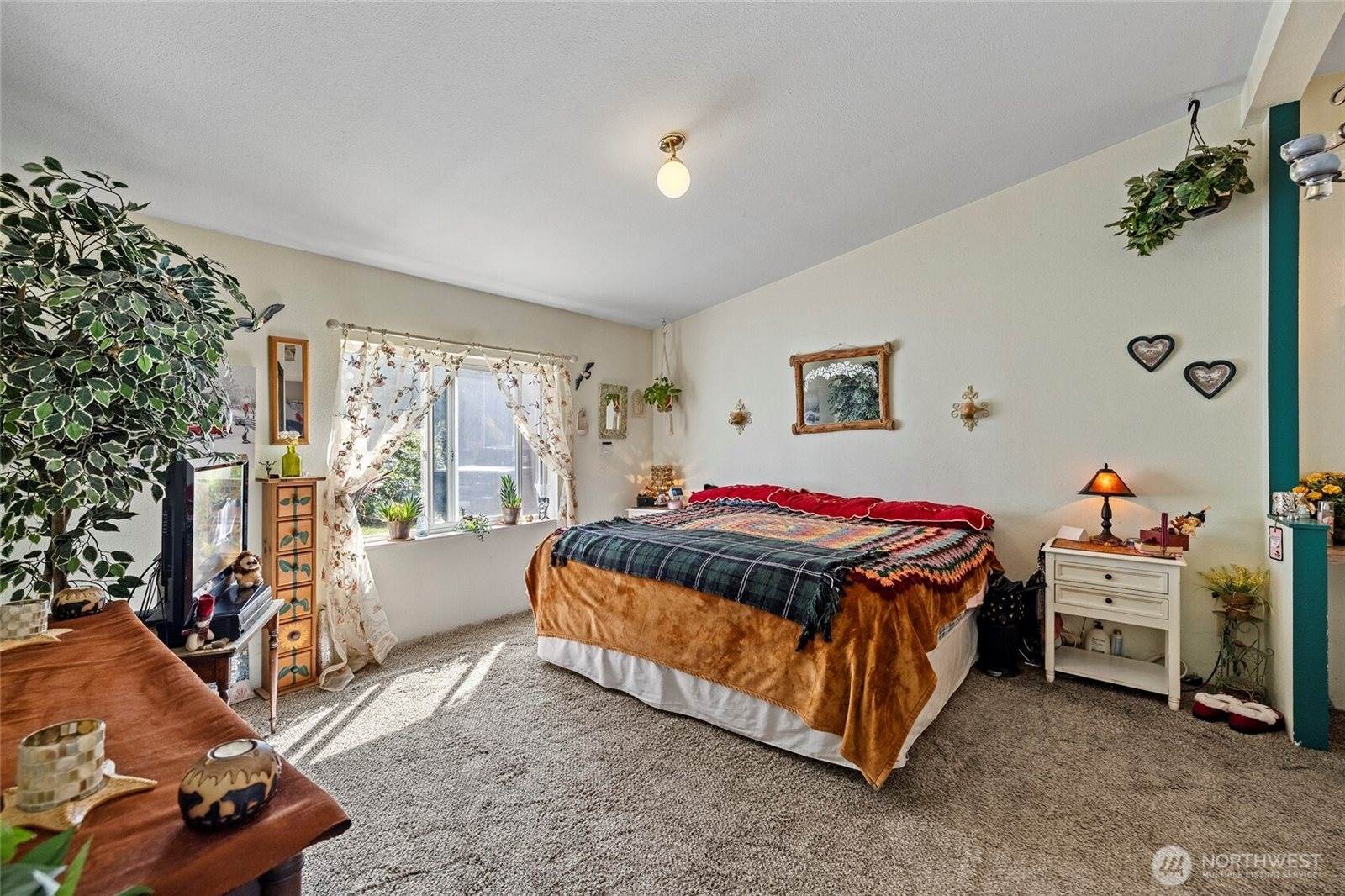 42041 Cedar Street, Concrete, WA 98237