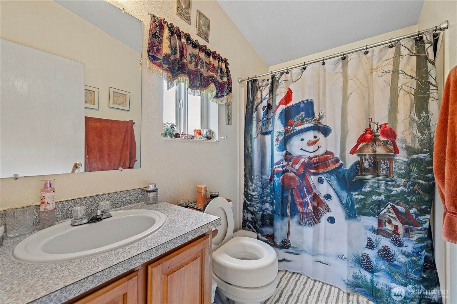 42041 Cedar Street, Concrete, WA 98237