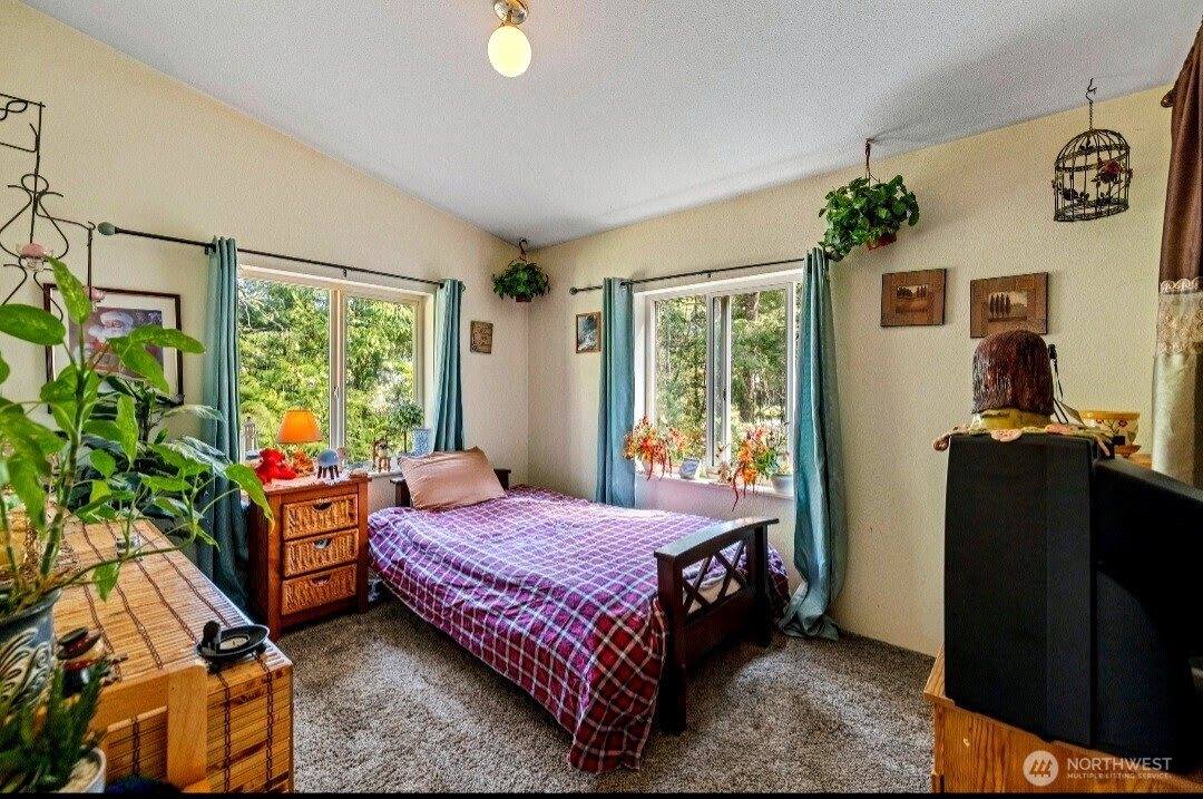 42041 Cedar Street, Concrete, WA 98237