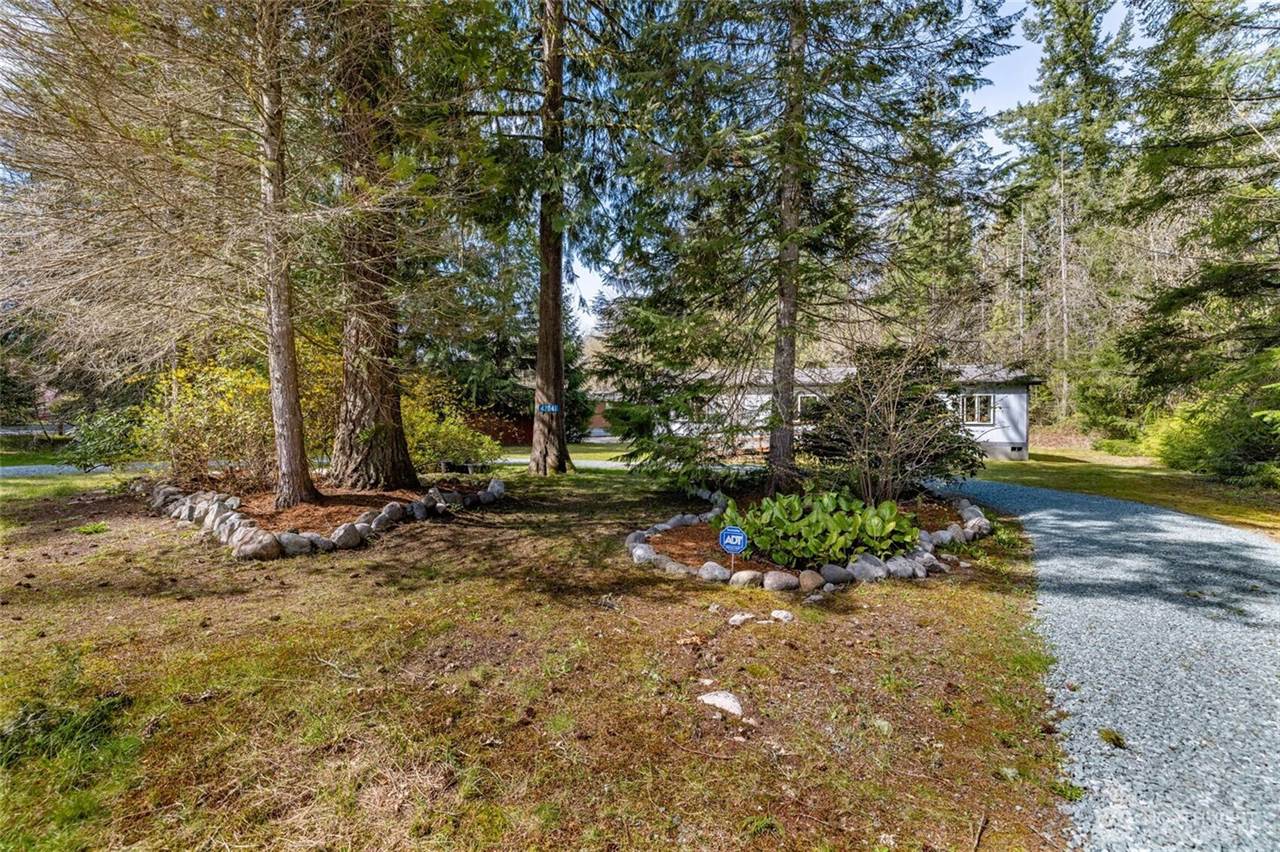 42041 Cedar Street, Concrete, WA 98237