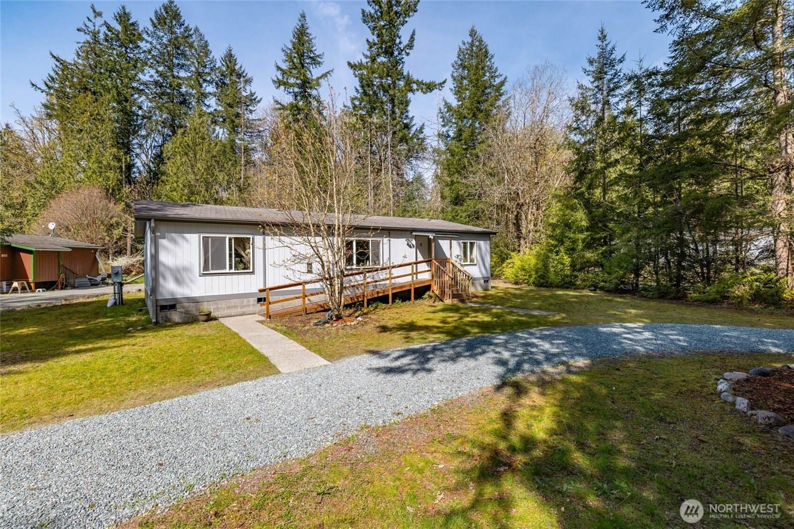 42041 Cedar Street, Concrete, WA 98237