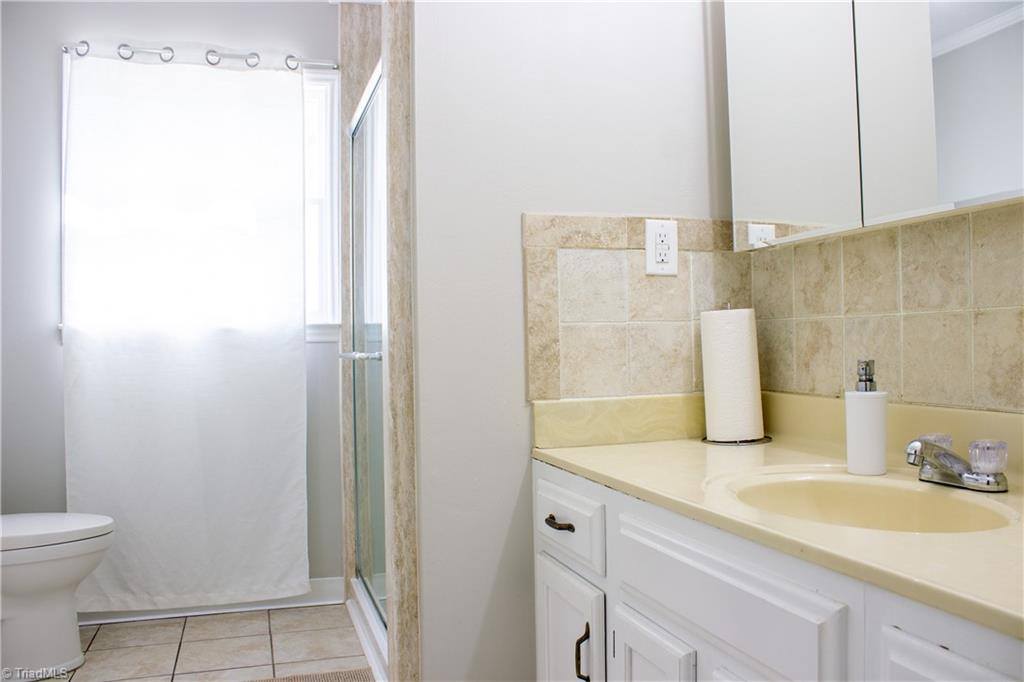 1622 Ardmore Road, Winston-Salem, NC 27127