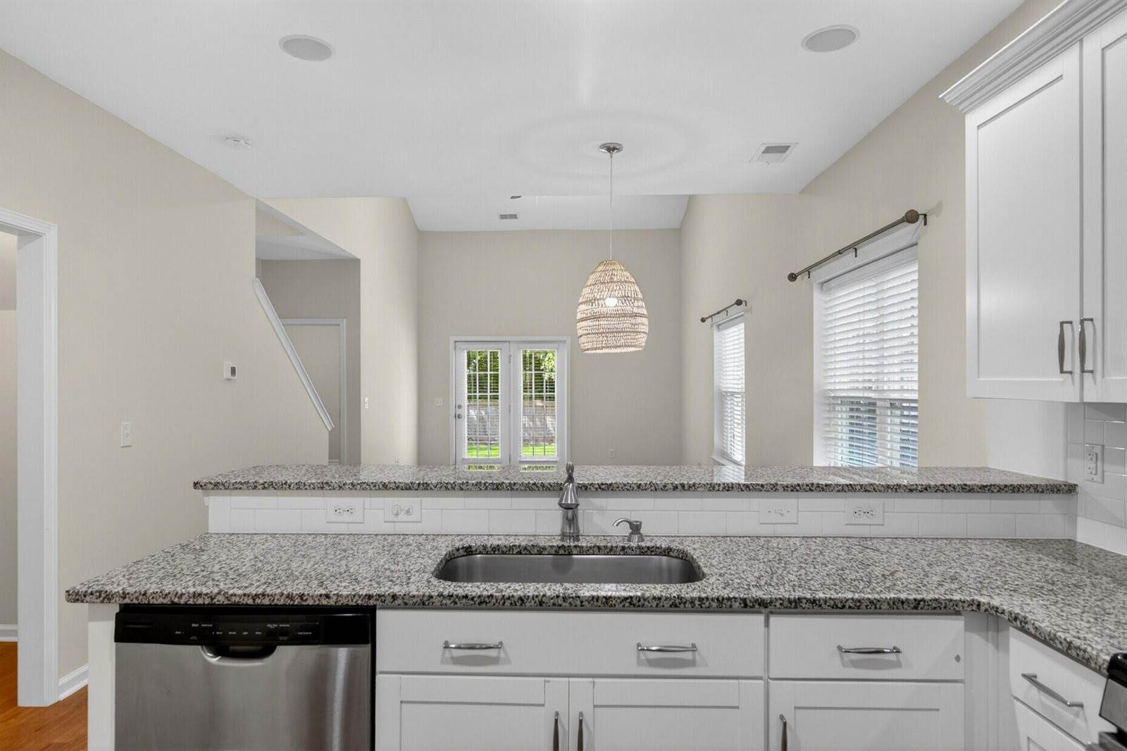 3121 Mulan Lane, Charleston, SC 29414