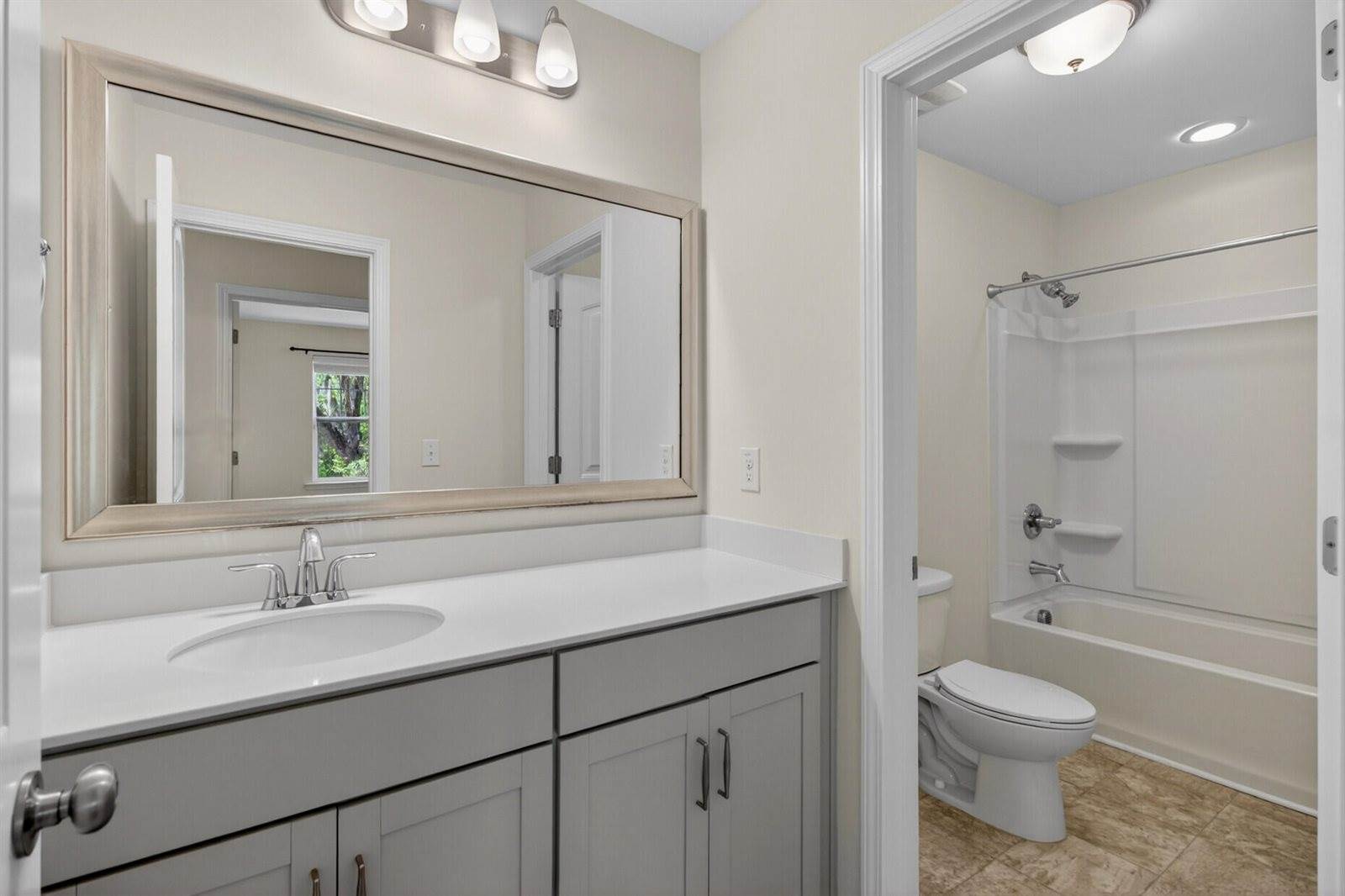 3121 Mulan Lane, Charleston, SC 29414