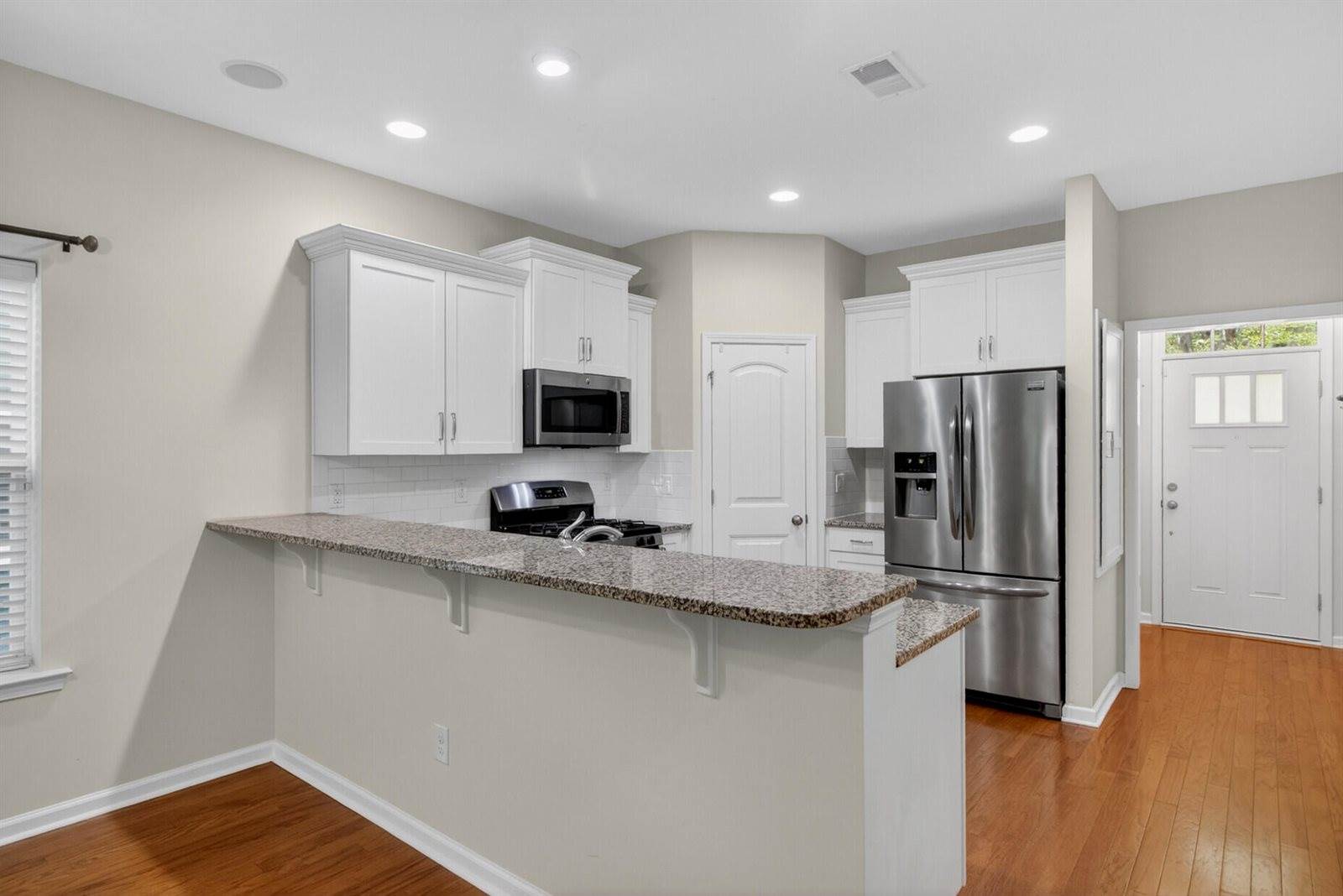 3121 Mulan Lane, Charleston, SC 29414