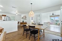 709 N GEORGIA St, Lindale, TX 75771
