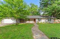 709 N GEORGIA St, Lindale, TX 75771