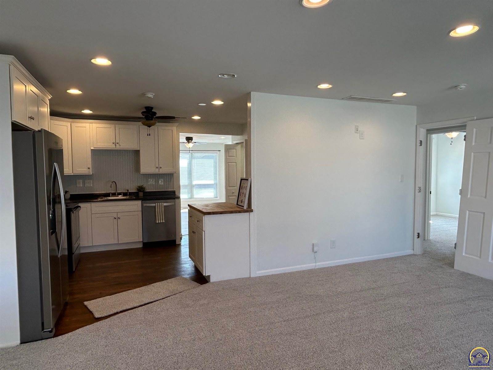 3805 SW 12th ST, Topeka, KS 66604