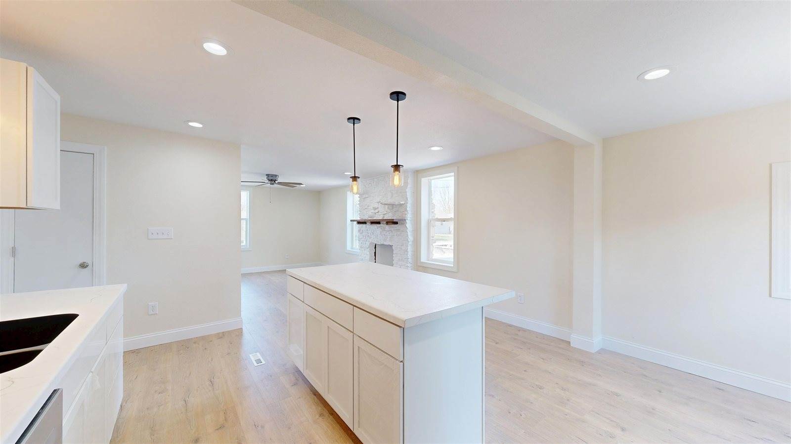 1222 South 7th, Prairie Du Chien, WI 53821