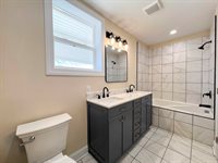 1222 South 7th, Prairie Du Chien, WI 53821