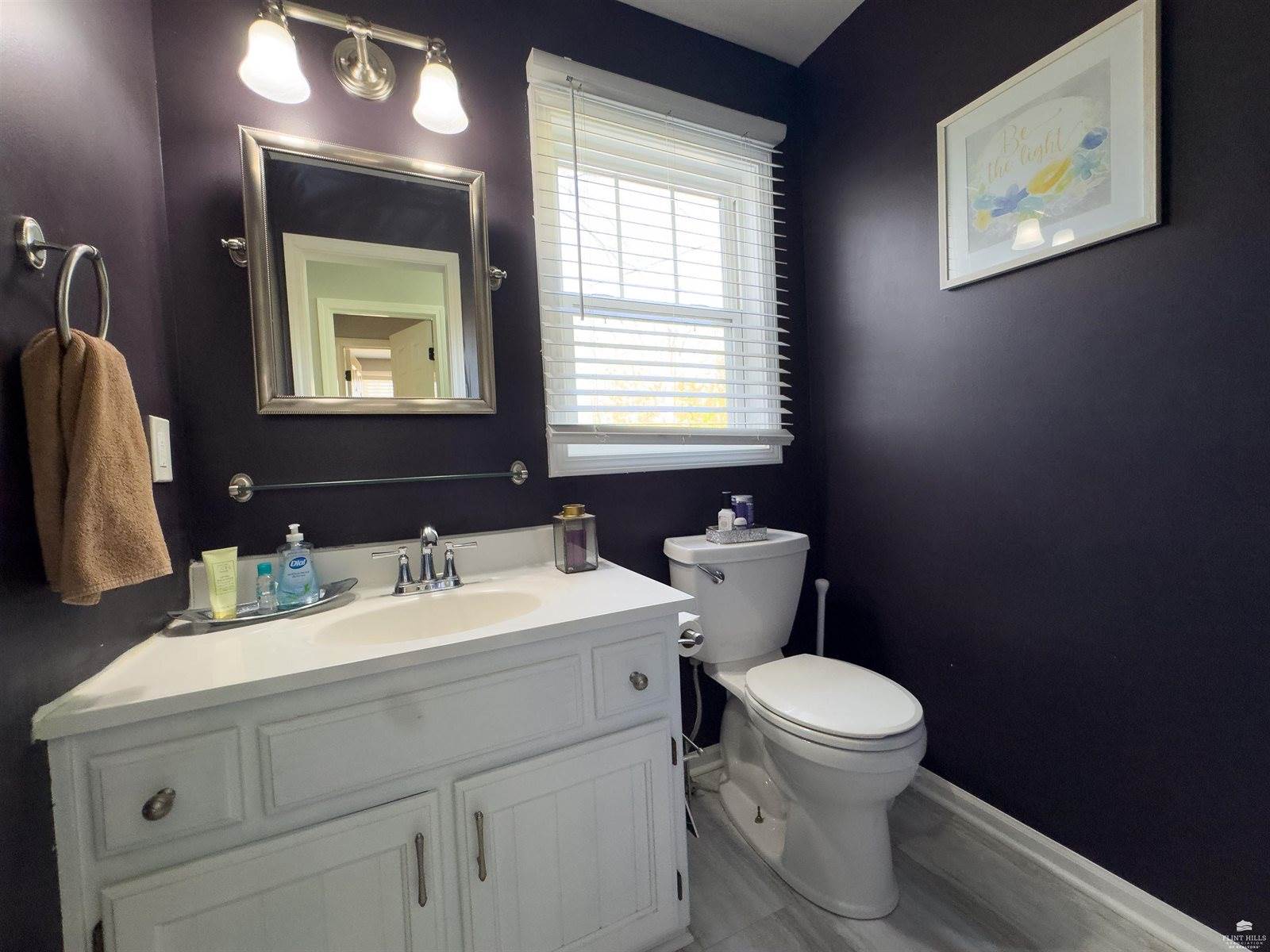 3343 Newbury St, Manhattan, KS 66503