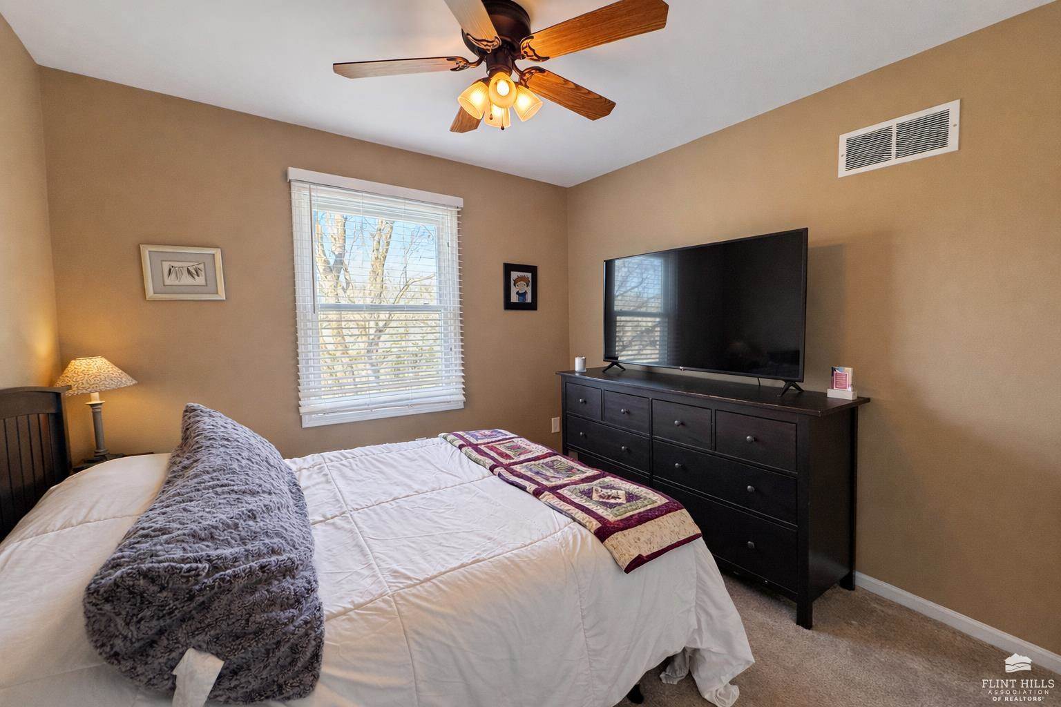 3343 Newbury St, Manhattan, KS 66503