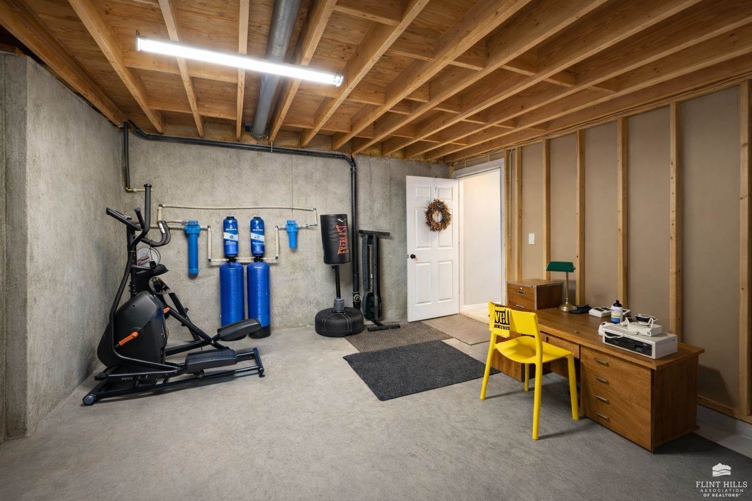 3343 Newbury St, Manhattan, KS 66503