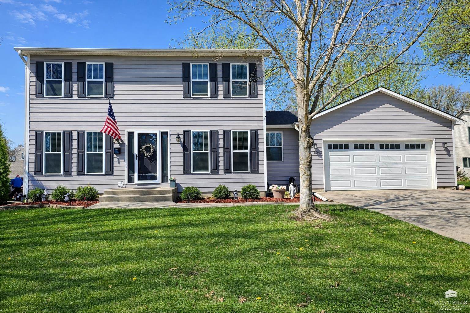 3343 Newbury St, Manhattan, KS 66503