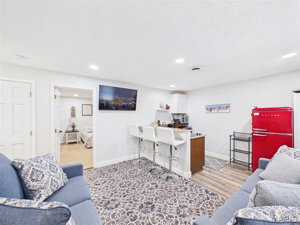 17065 Lemming Lane, Saint Robert, MO 65584