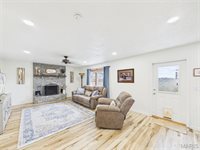 17065 Lemming Lane, Saint Robert, MO 65584