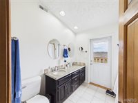 17065 Lemming Lane, Saint Robert, MO 65584
