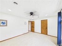 17065 Lemming Lane, Saint Robert, MO 65584