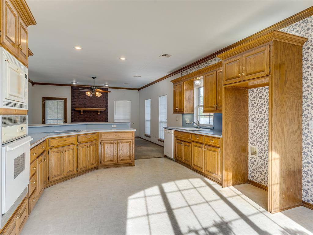 1197 South Choctaw Road, Choctaw, OK 73020