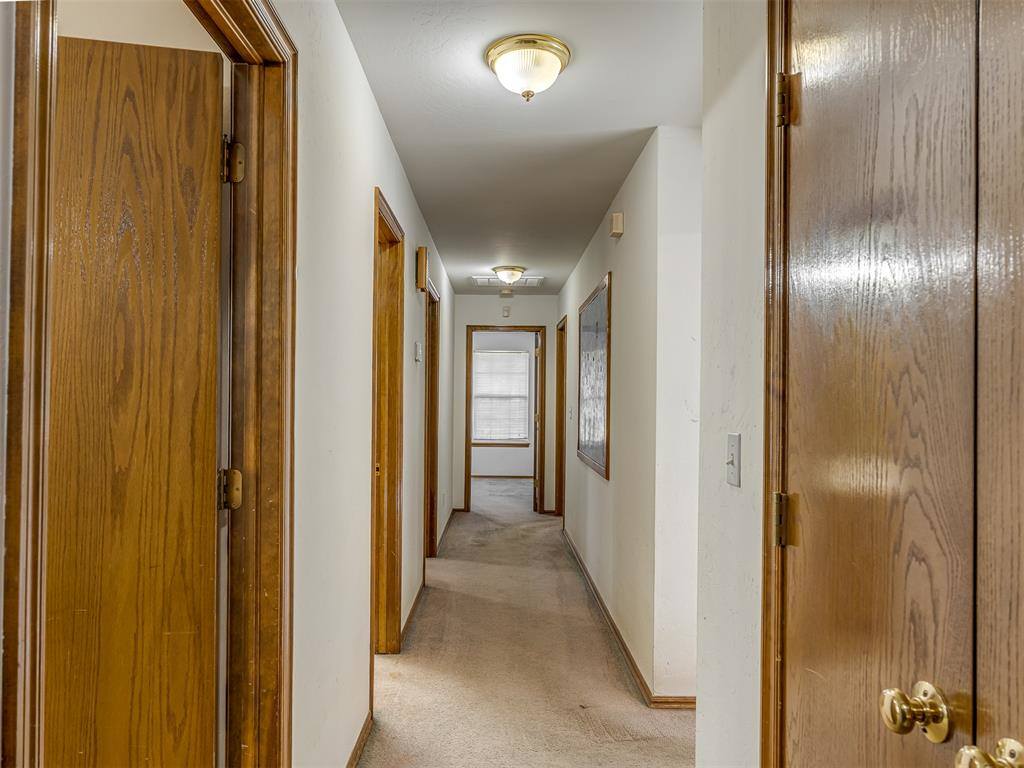 1197 South Choctaw Road, Choctaw, OK 73020