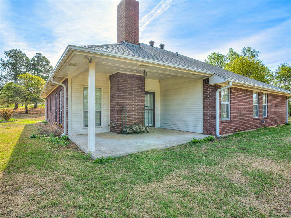 1197 South Choctaw Road, Choctaw, OK 73020