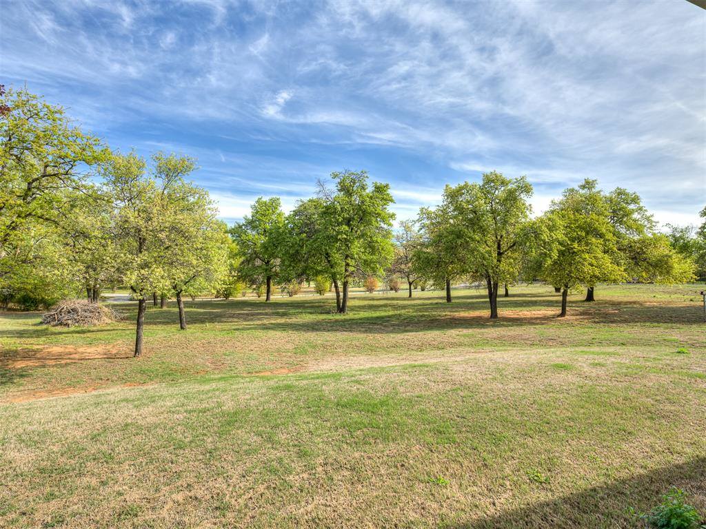 1197 South Choctaw Road, Choctaw, OK 73020
