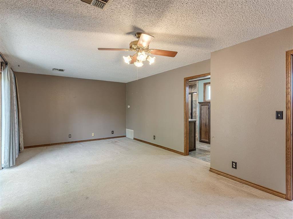 5501 Baldwin Court, Newalla, OK 74857