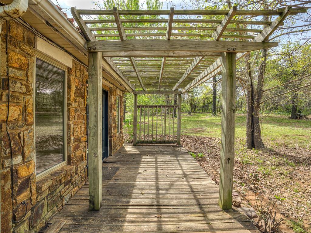5501 Baldwin Court, Newalla, OK 74857