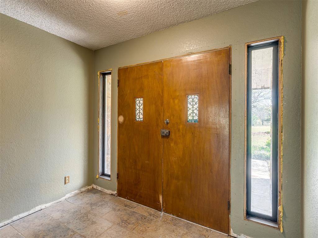 5501 Baldwin Court, Newalla, OK 74857