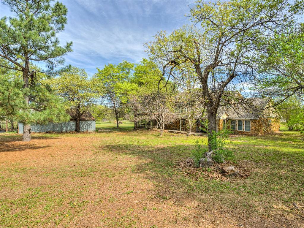 5501 Baldwin Court, Newalla, OK 74857