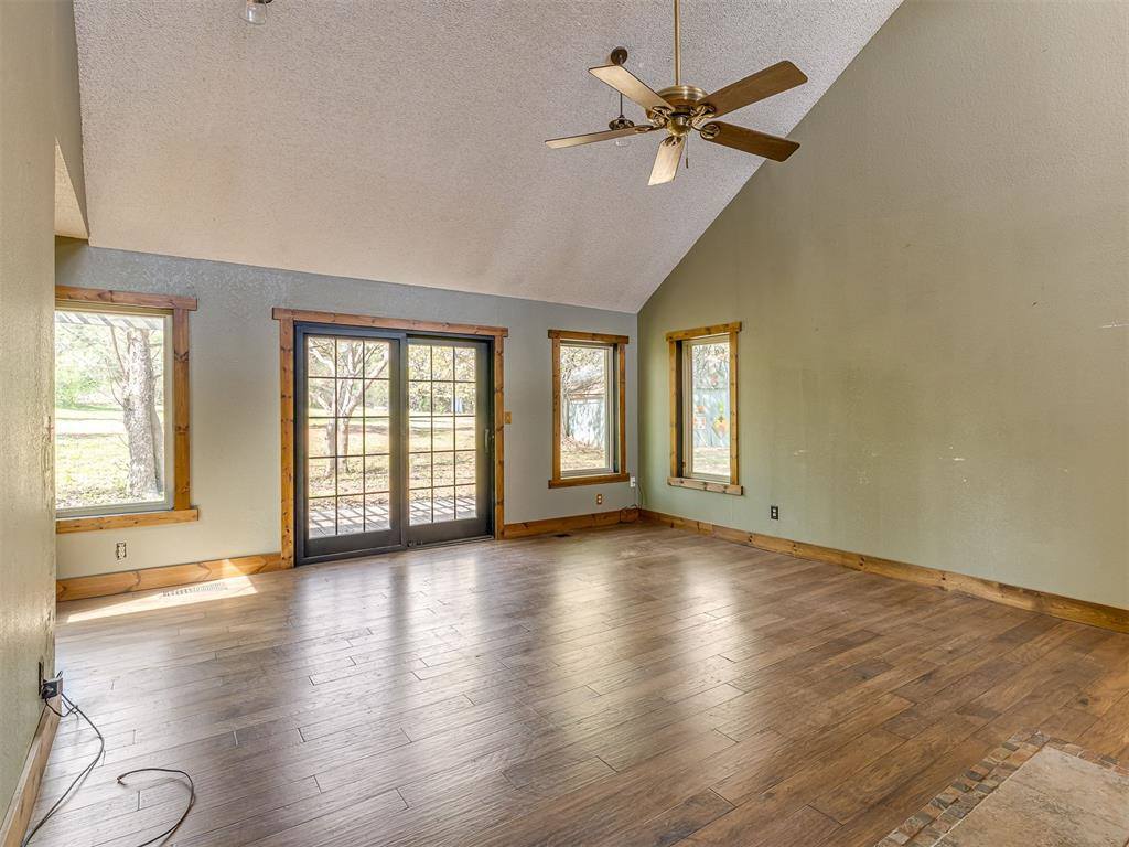 5501 Baldwin Court, Newalla, OK 74857