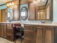 5501 Baldwin Court, Newalla, OK 74857