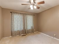 5501 Baldwin Court, Newalla, OK 74857
