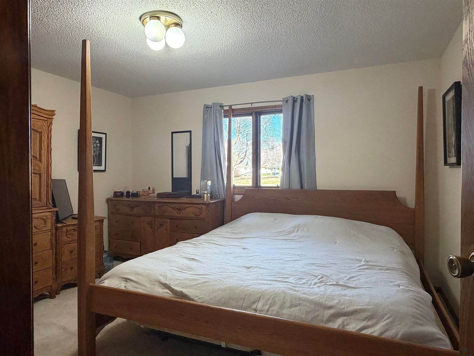 603 2nd Ave SE 2, LeMars, IA 51031