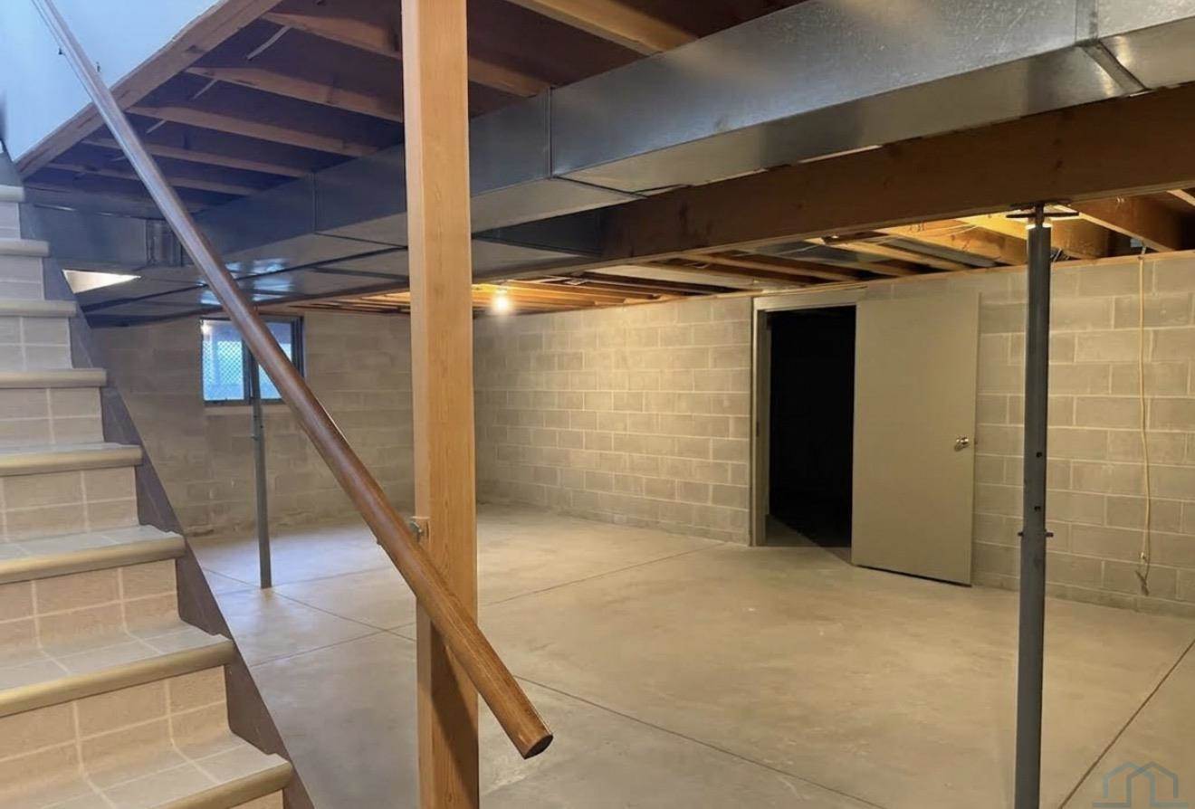 603 2nd Ave SE 2, LeMars, IA 51031