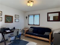 603 2nd Ave SE 2, LeMars, IA 51031